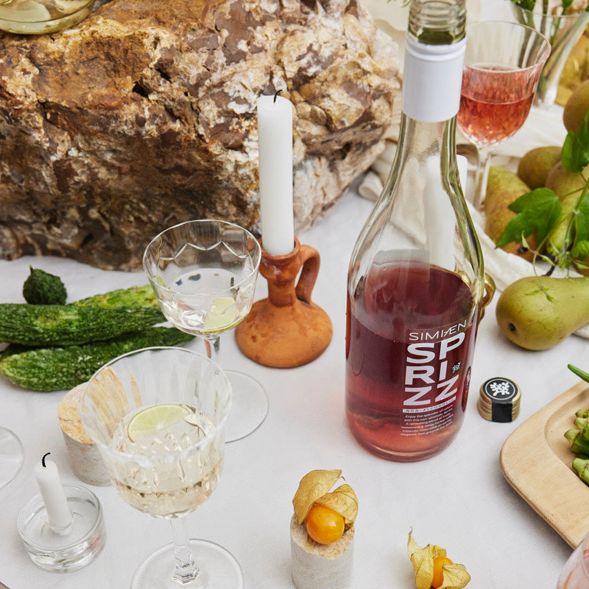 Simiæn Sprizz – A Naturally Refreshing Carbonated Drink